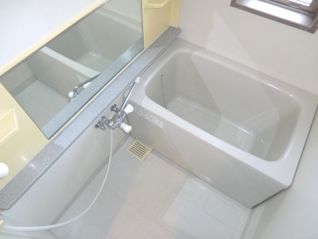 バス・シャワールーム　人気のバストイレセパレート物件☆