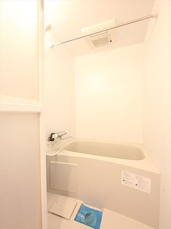 バス・シャワールーム　バスルーム