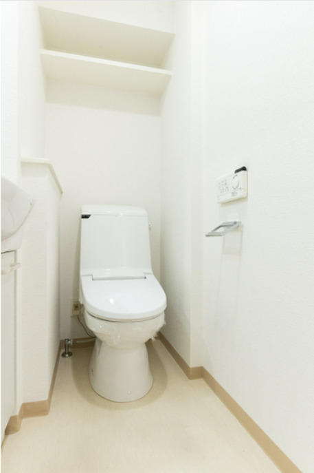 トイレ　【横浜駅まで徒歩圏の好立地♪】オススメ物件です！