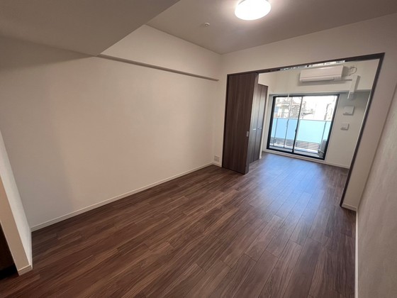 居室・リビング　※別部屋の写真です