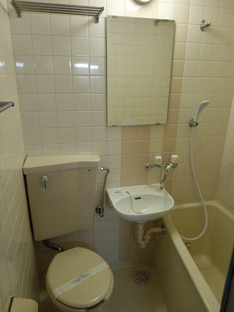 バス・シャワールーム