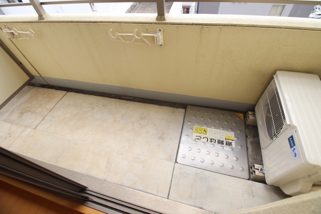 バルコニー　※別室の参考写真の為、現況優先です。