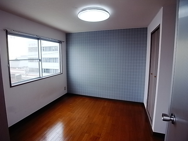 居室・リビング　見ての通り日当たり良好のお部屋です。