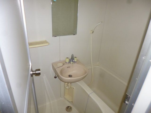 バス・シャワールーム　（別タイプ参考写真）ガラ・ステージ目白台　豊島区 雑司が谷2