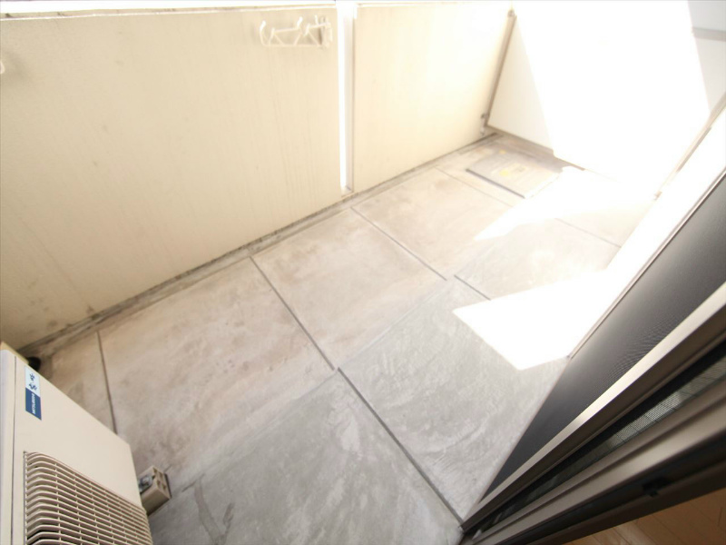 バルコニー　バルコニー