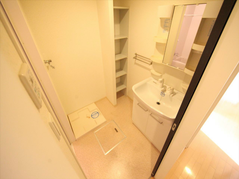 洗面設備　脱衣所　シャンプードレッサー