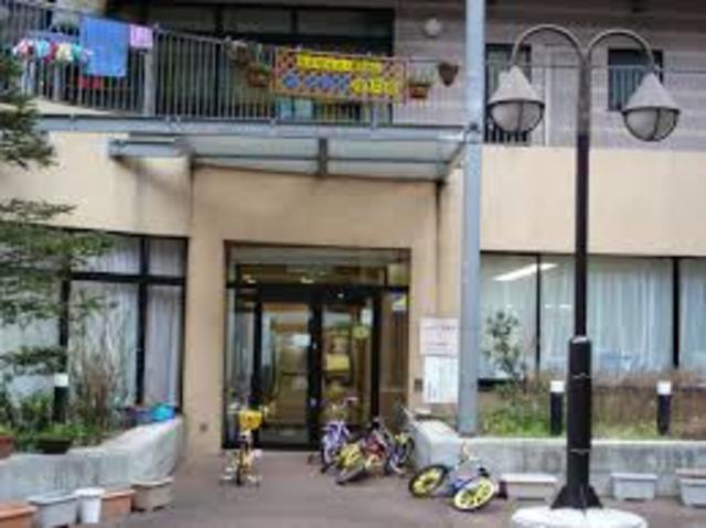 幼稚園・保育園　エンゼル保育園（幼稚園・保育園）まで484m