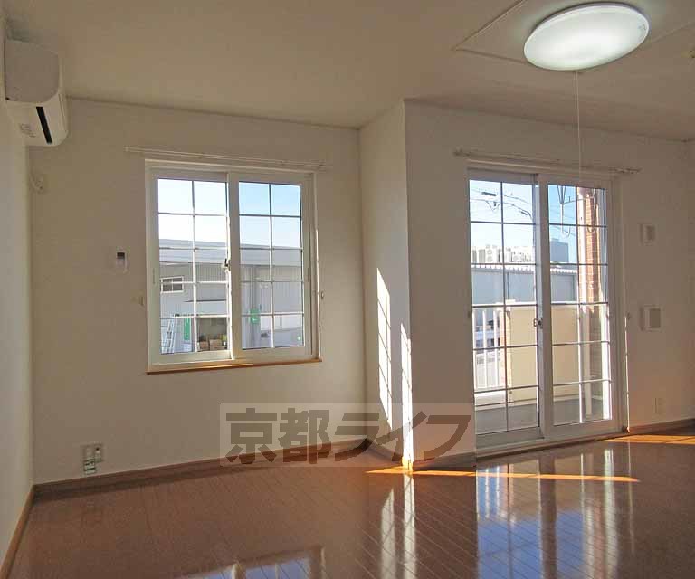 居室・リビング　日当りの良いリビングです