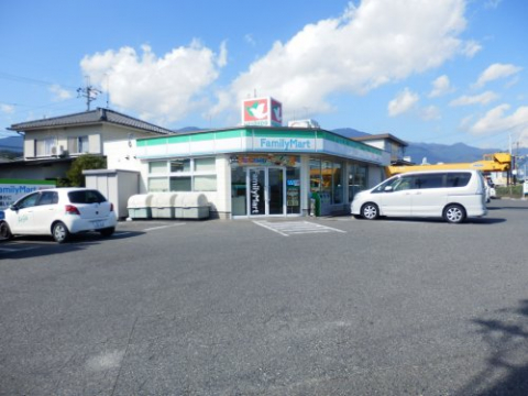 コンビニ　ファミリーマート　和邇南浜店（コンビニ）まで1100m