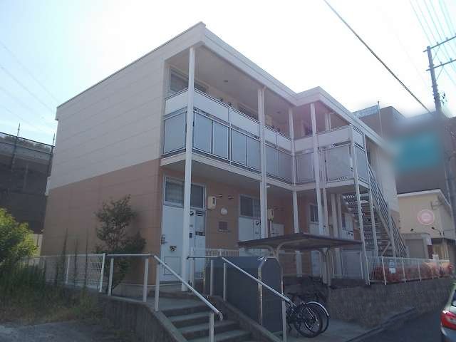 建物外観　落ち着いた雰囲気の外観です