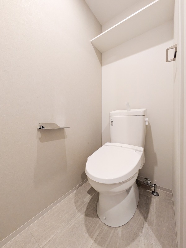 トイレ　ゆったりとした空間のトイレです