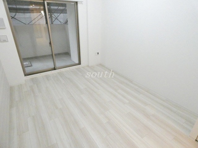 居室・リビング　お部屋により室内カラーが異なります