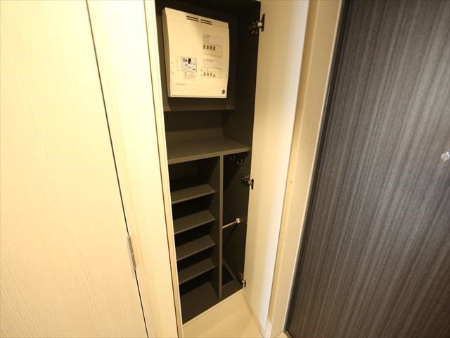 玄関　★見学予約受付中★