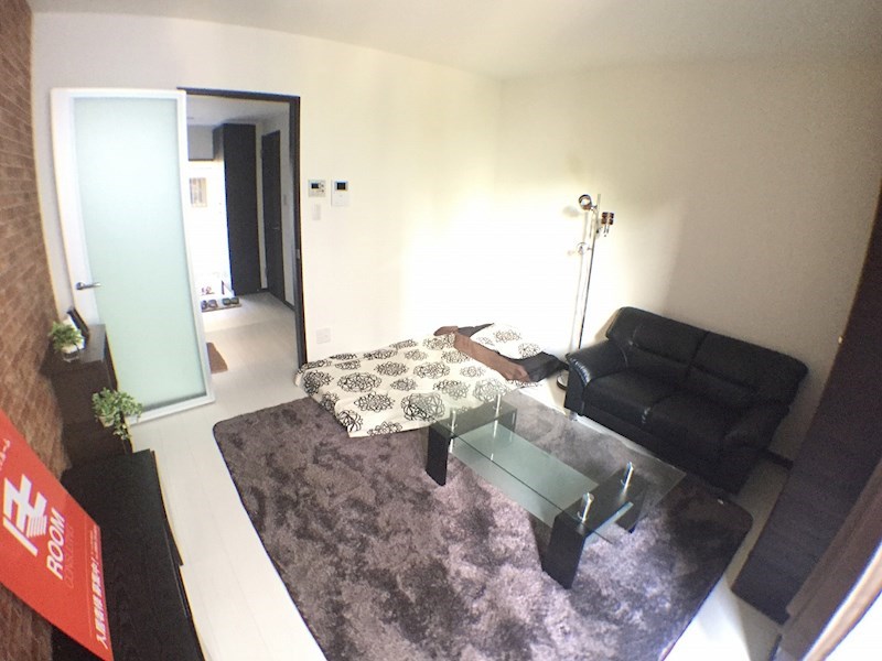 居室・リビング　画像は別号室の写真になります。