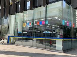 ドラックストア　どらっぐぱぱす品川フロントビル店（ドラッグストア）まで658m