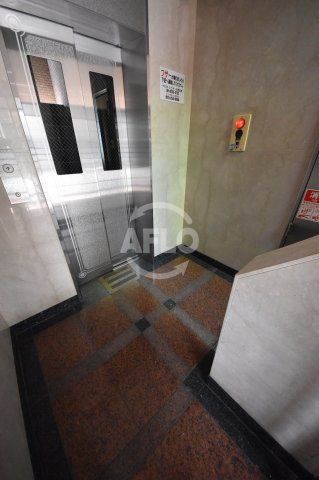 ロビー　ロイヤルヒルIII　ロビー