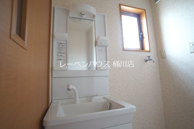 洗面設備　レーベンハウス桶川店へ　048-787-5511