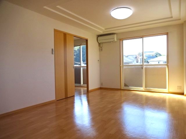 居室・リビング　リビング