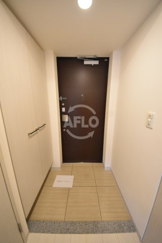 玄関　レジュールアッシュウエストレジス　玄関