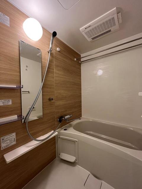 バス・シャワールーム　※写真は同タイプ住戸です。