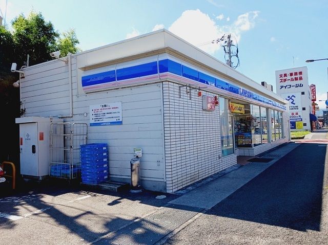 コンビニ　ローソン小栗３丁目店様（コンビニ）まで350m