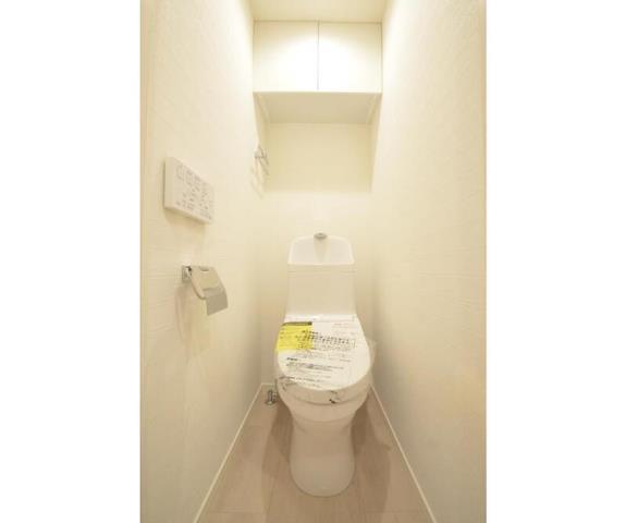 コンビニ　セブンイレブン（コンビニ）まで579m