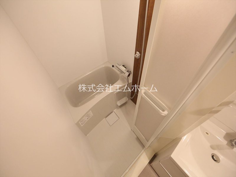 バス・シャワールーム　バスルーム　浴室暖房乾燥機付き