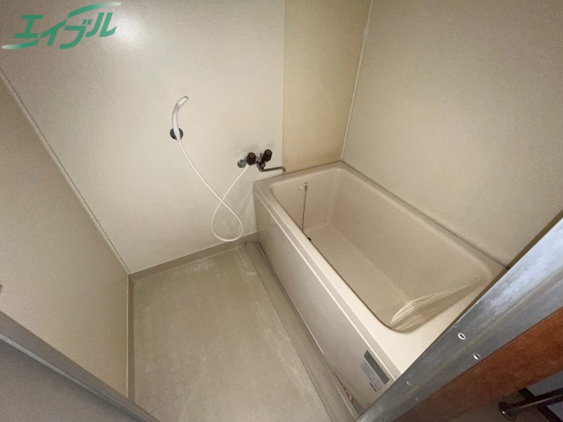 バス・シャワールーム　別部屋参考写真です。