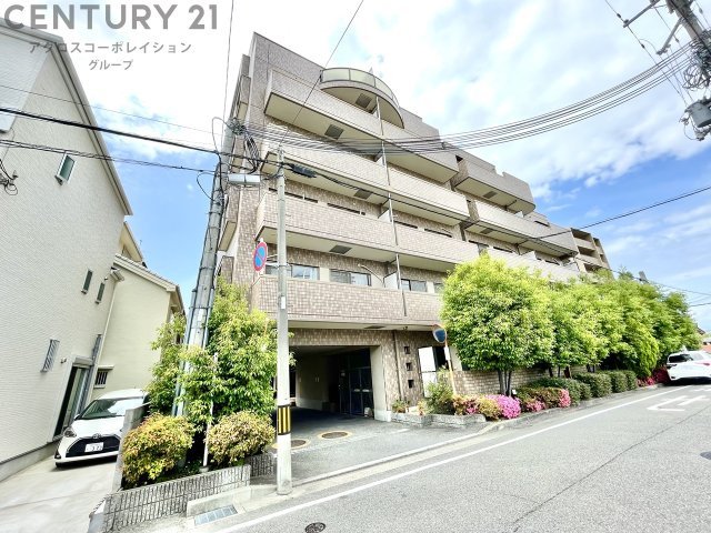 建物外観　オートロック完備で安心のセキュリティ♪