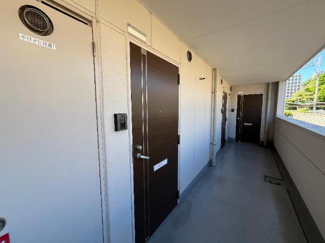 建物外観　玄関（イメージ）