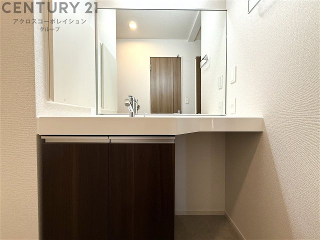 洗面設備　物件の内装です