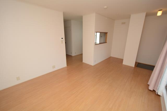 居室・リビング　オール洋室の1LDK☆