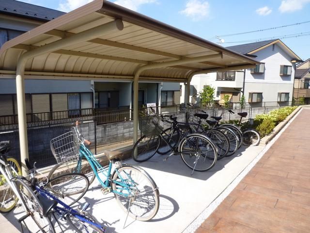 その他共有部分　自転車置き場も