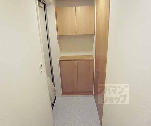 玄関　玄関です。