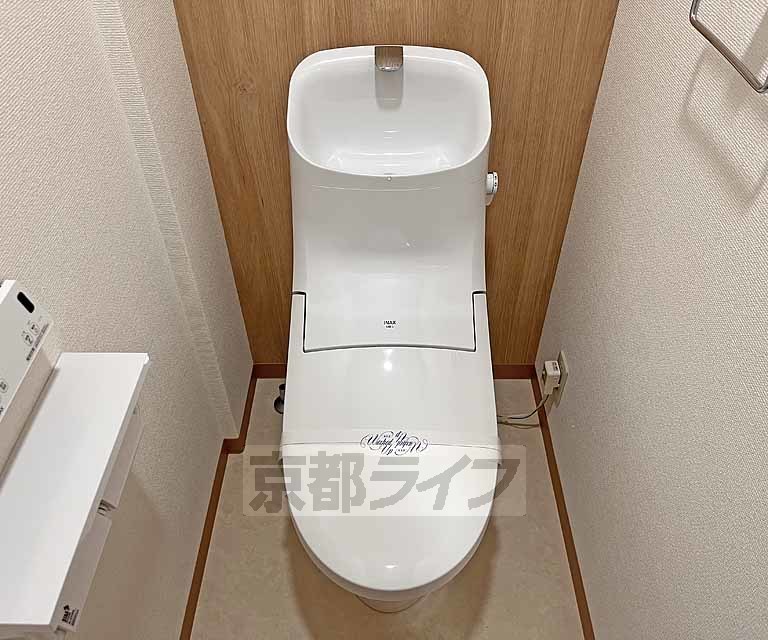トイレ　洗浄機能付きトイレです。
