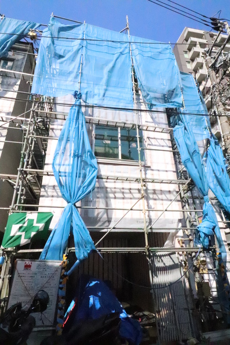 建物外観　建築中