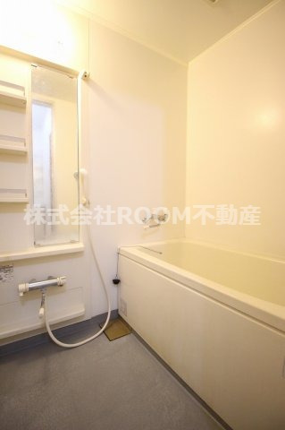 バス・シャワールーム　きれいなお風呂です