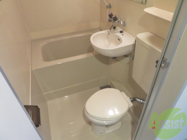 トイレ　こちらはトイレです。清潔感があり、安心して使用できます。