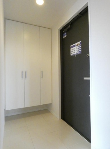 玄関　※別部屋写真参照