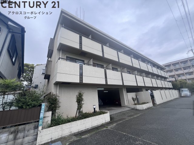 建物外観　オートロック完備♪