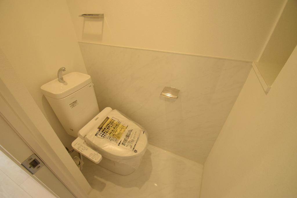 トイレ　シャワー付トイレ