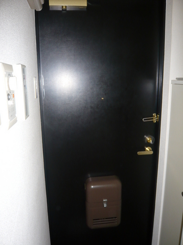 玄関　安心のカードキーシステムシリンダー