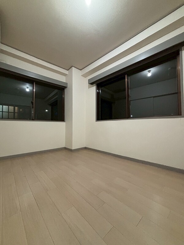 その他部屋・スペース　二面採光で日当たり良好です。