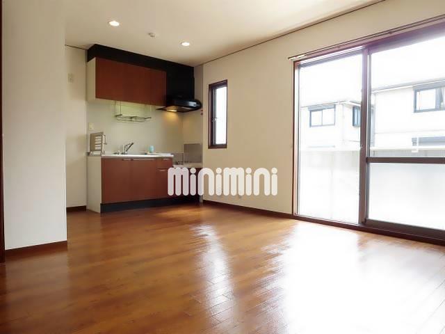 居室・リビング　明るいリビング