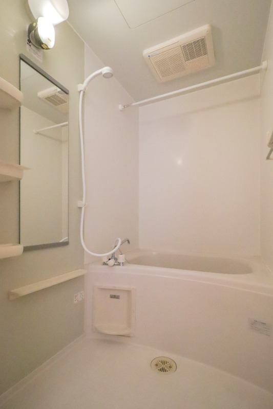 バス・シャワールーム　図面と現状に相違がある場合には現状を優先