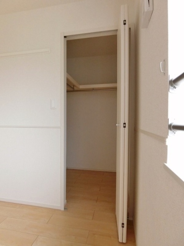 収納　図面と現状に相違がある場合には現状を優先