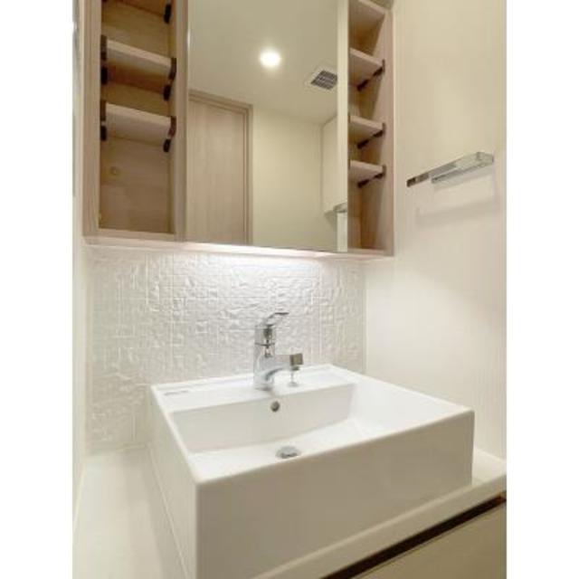 洗面設備　※写真は同タイプ住戸です。