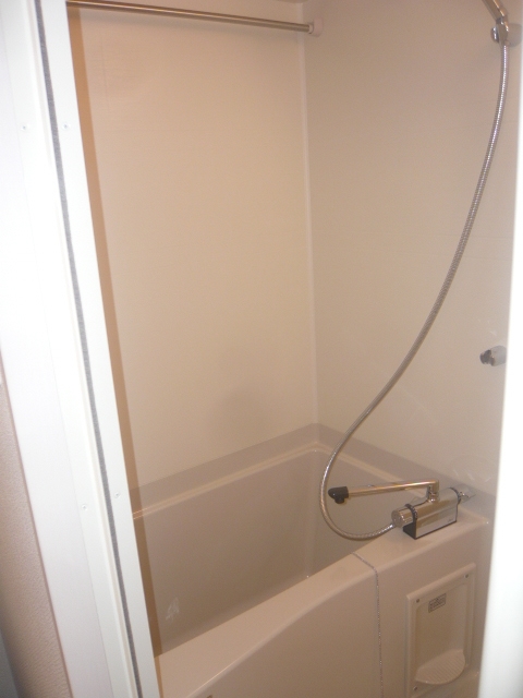 バス・シャワールーム　他の号室のものです　反転になります。