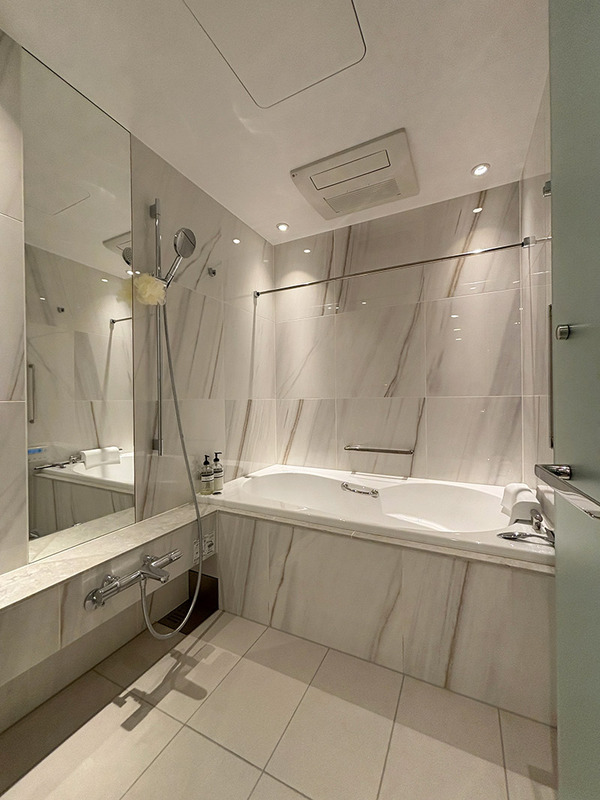 バス・シャワールーム　バス※別部屋参考写真