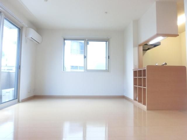 その他部屋・スペース　２面採光の明るいお部屋